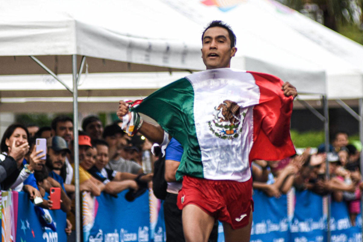 Juan Luis Barrios medio maratón CDMX