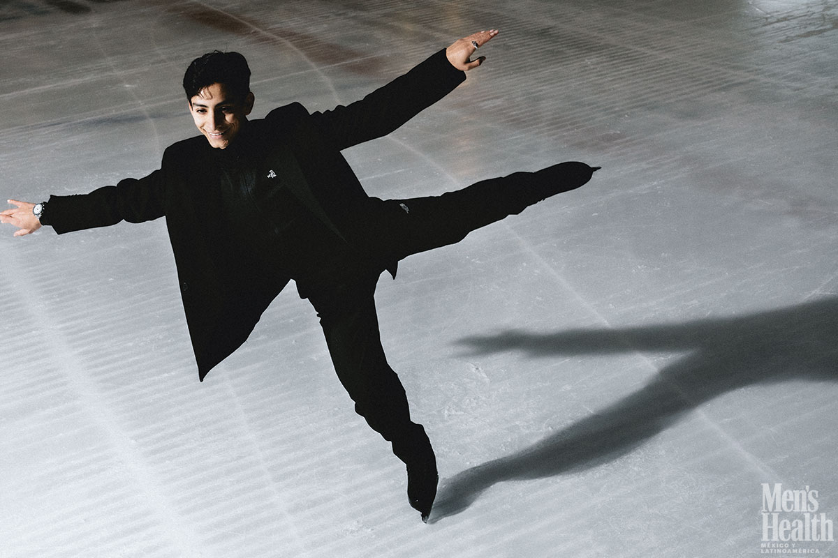 patinador olímpico mexicano donovan carrillo patinando